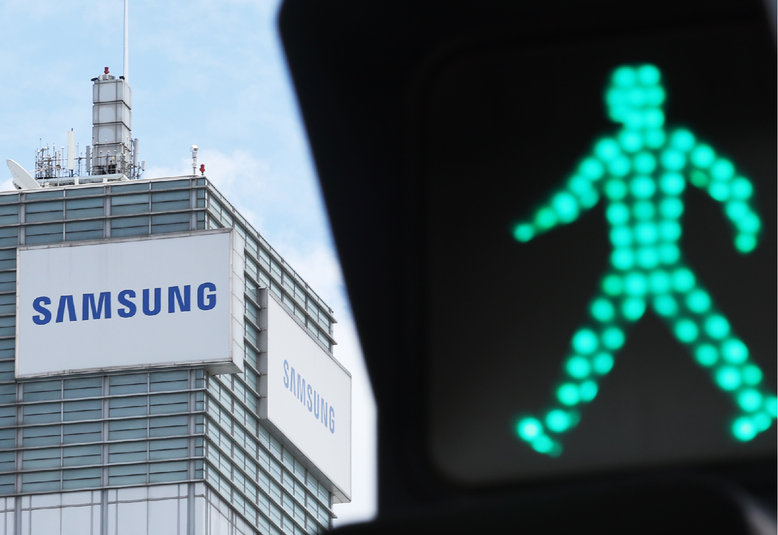 코스피 8%대 급락에 서킷브레이커, 삼성전자 외국인 매도 급증