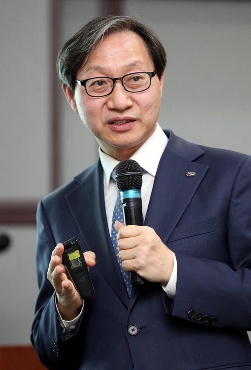 국민연금 이사장, 15일 코스피 하락은 단기 조정