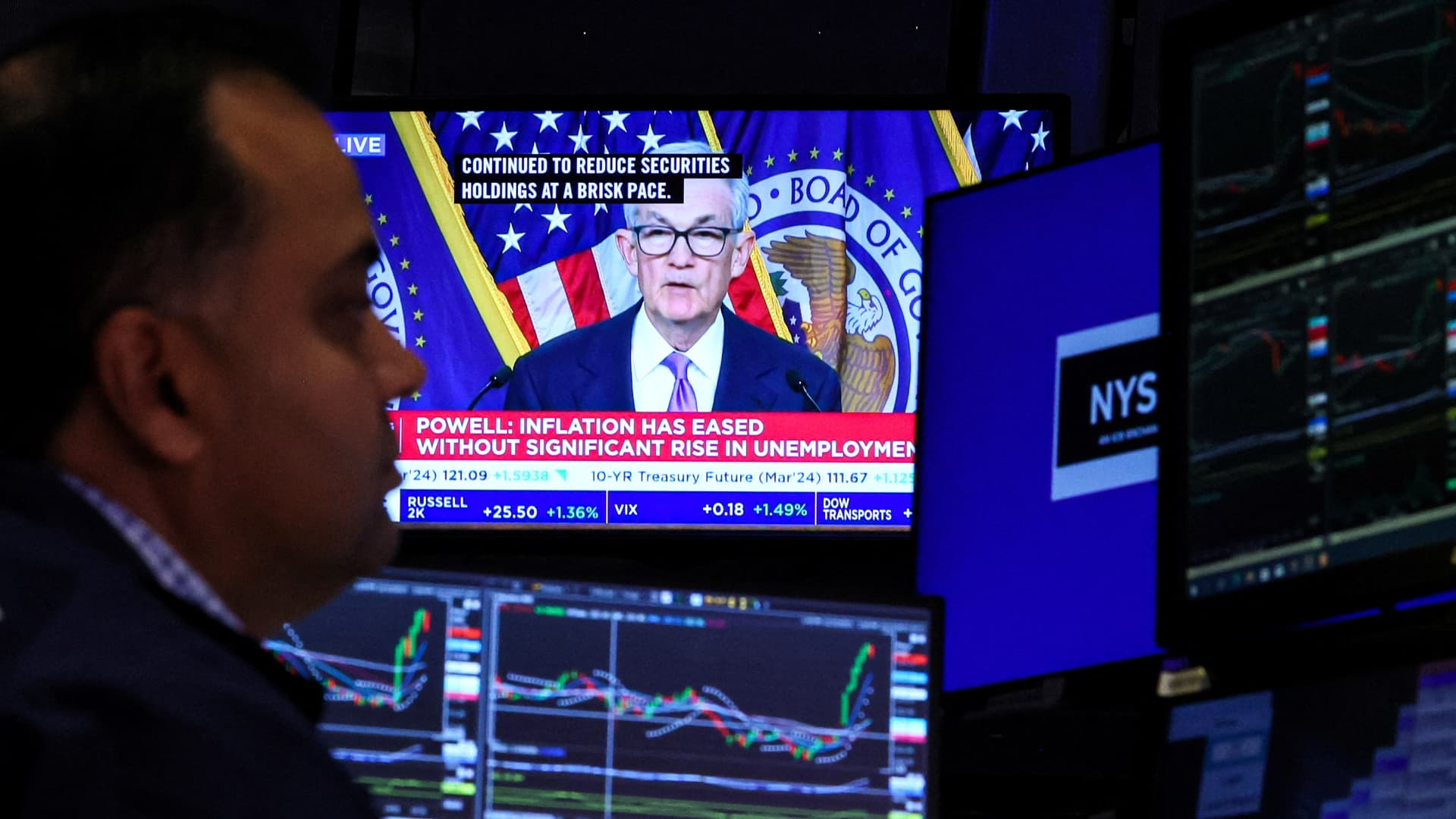 Cramer: Earnings take center stage, but don't sleep on Fed, Treasury