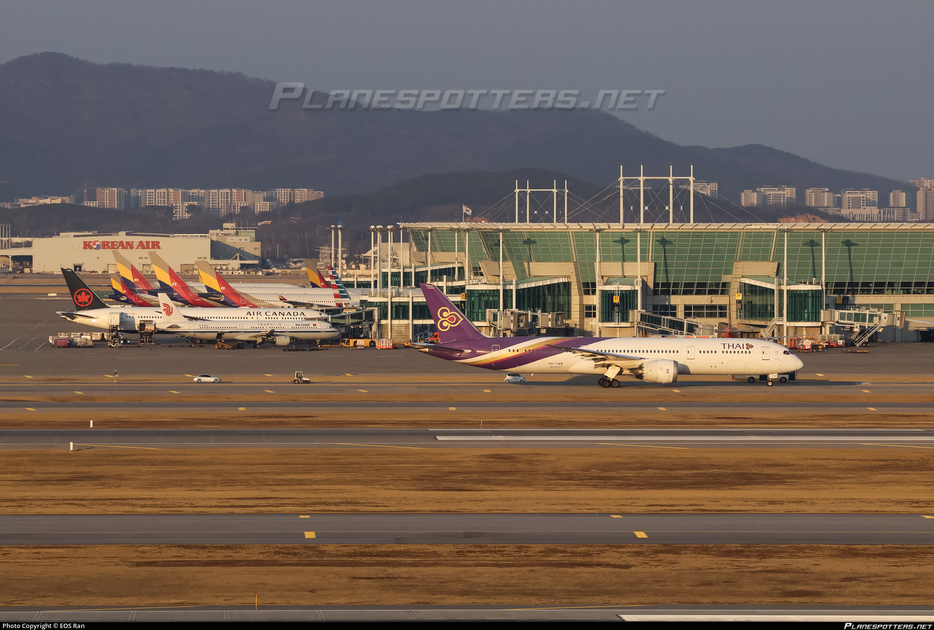 Seoul Incheon International Airport Overview Photo by EOS Ran