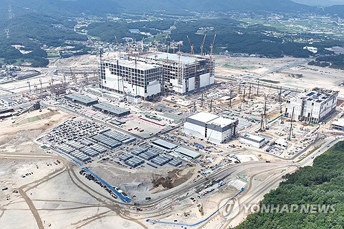 아크릴 GPUBase 1단계 완료·국방 AI R&D 선정 소식