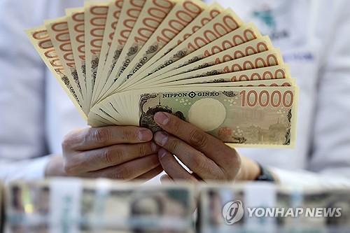 일본은행 총재, 이달 중순 금리 인상 시사…기준금리 1% 가능성