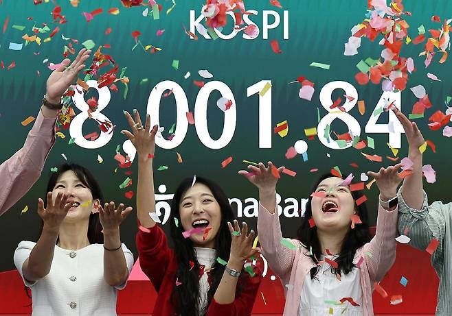 5월 가계대출 9조원 증가, 은행들 신용대출 조인다