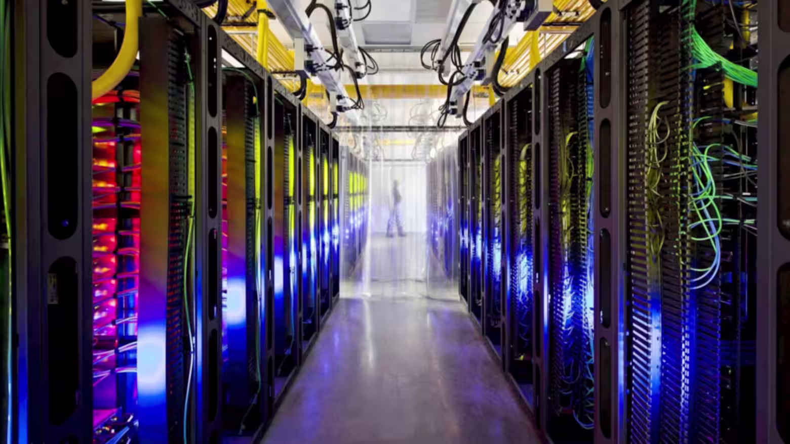 Japan firms embrace liquid cooling for AI data centers to save power -  Nikkei Asia