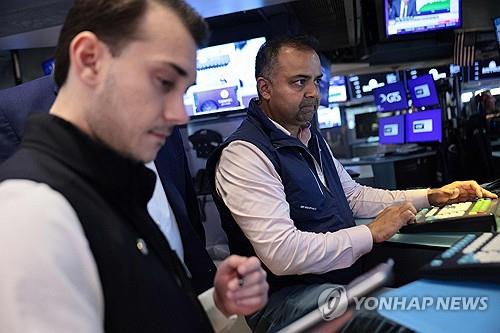 미국 5월 고용 호조에 30년 만기 국채금리 5.0% 돌파