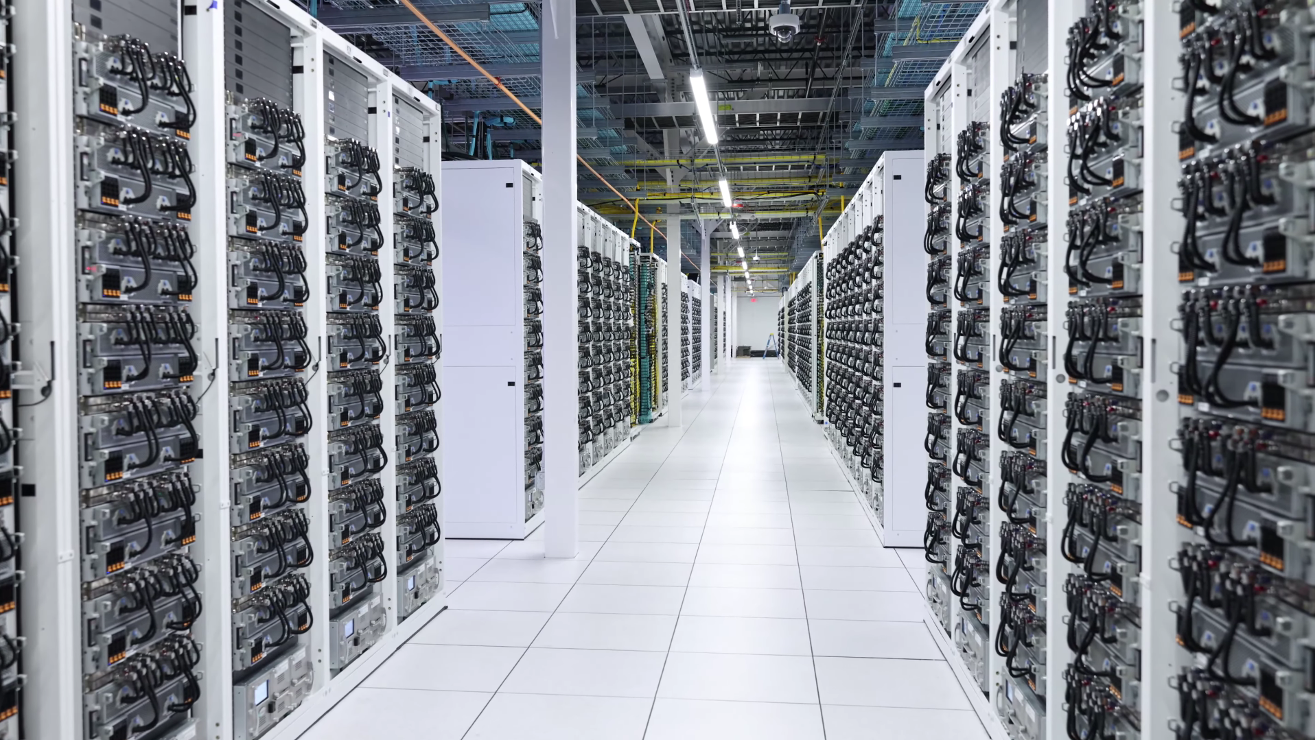 First in-depth look at Elon Musk's 100,000 GPU AI…