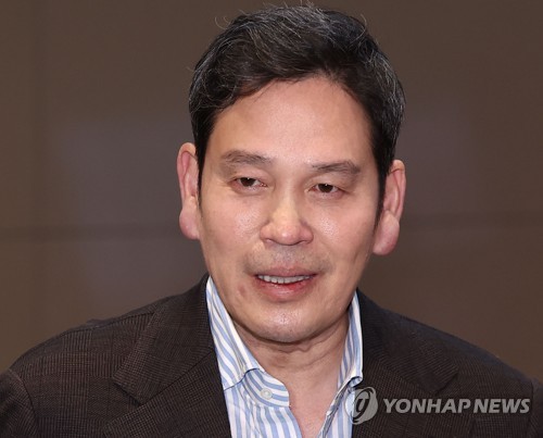 스타벅스 불매 논란 확산, 카드사·업계 불안