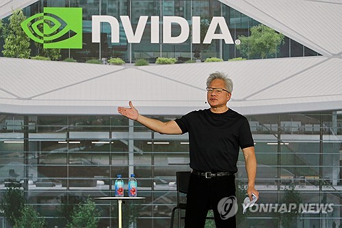 젠슨 황 방한에 LG전자 주가 26% 오르고 역대 최고가
