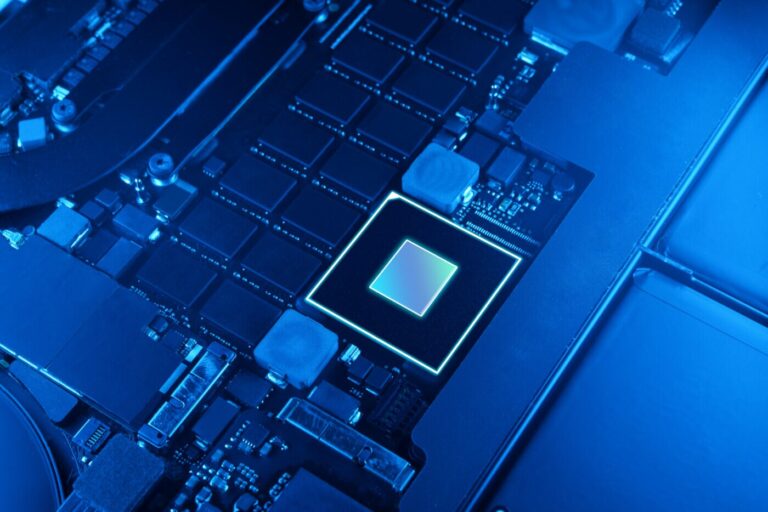 ARM·ALAB·AXSM·AAMI 신고가, 애널리스트 호평 영향