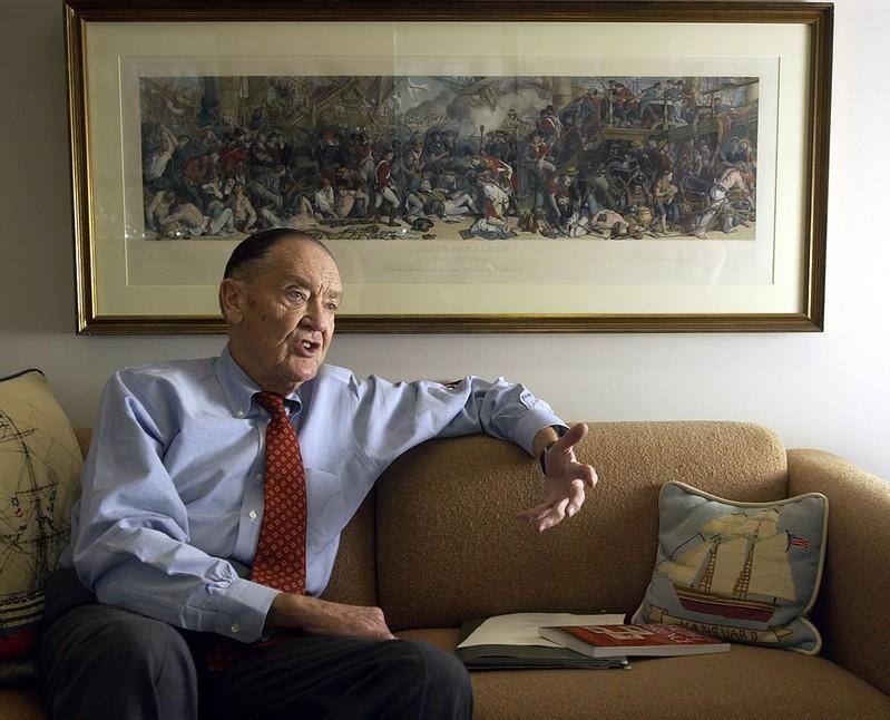 John Bogle, Vanguard founder and low-cost investing pioneer, dies at 89 ...