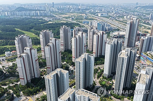 개인 신용잔고 38조 원 돌파, 골프존홀딩스 상폐 논란 확산