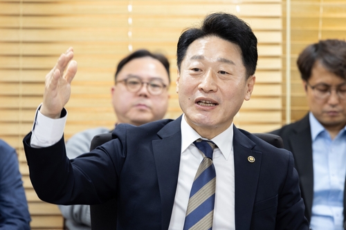기후부, 전력기자재 공급계획 3개년으로 확대