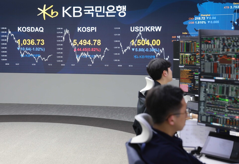 삼성전자 89조 영업익 발표에도 주가 30만원 붕괴