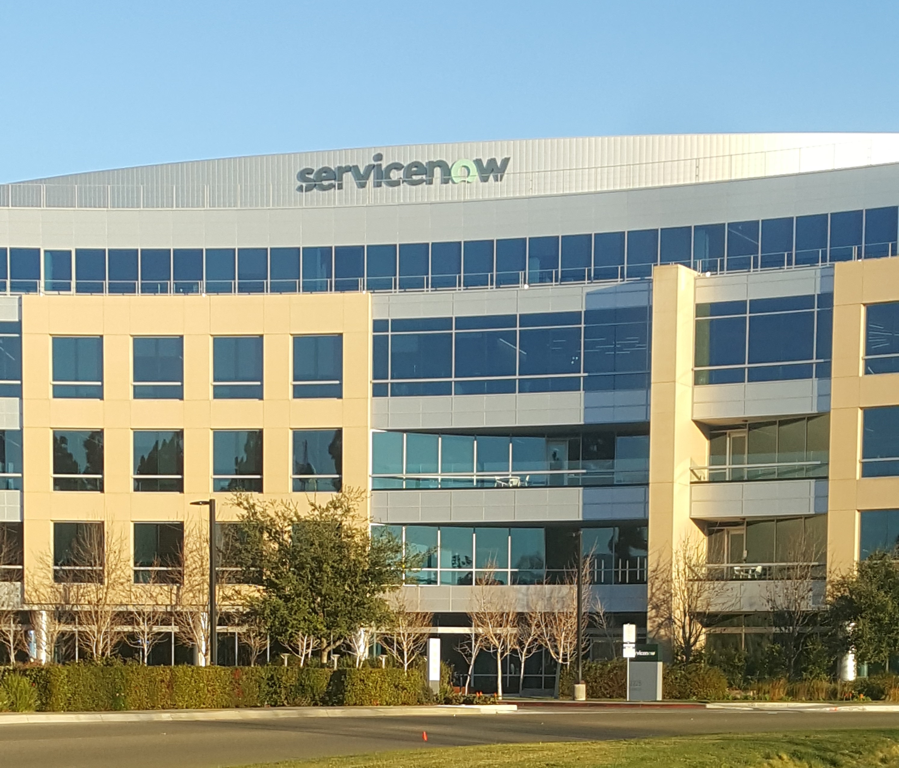 ServiceNow - Wikipedia