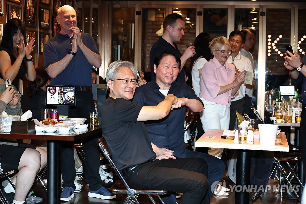 네이버·SK하이닉스·두산, 엔비디아와 잇단 협력 확대