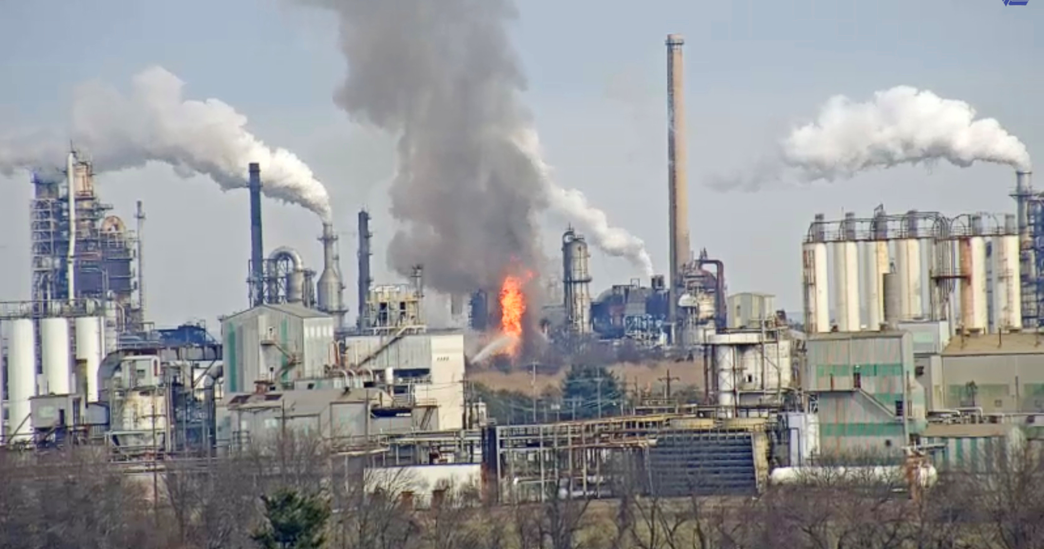 PBF shares tumble 10% on new California air pollution regulation