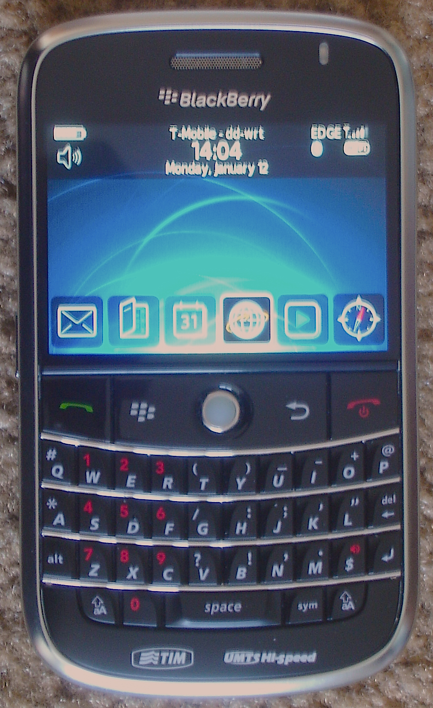 File:BlackBerry Bold 9000 TIM.jpeg - Wikimedia Commons