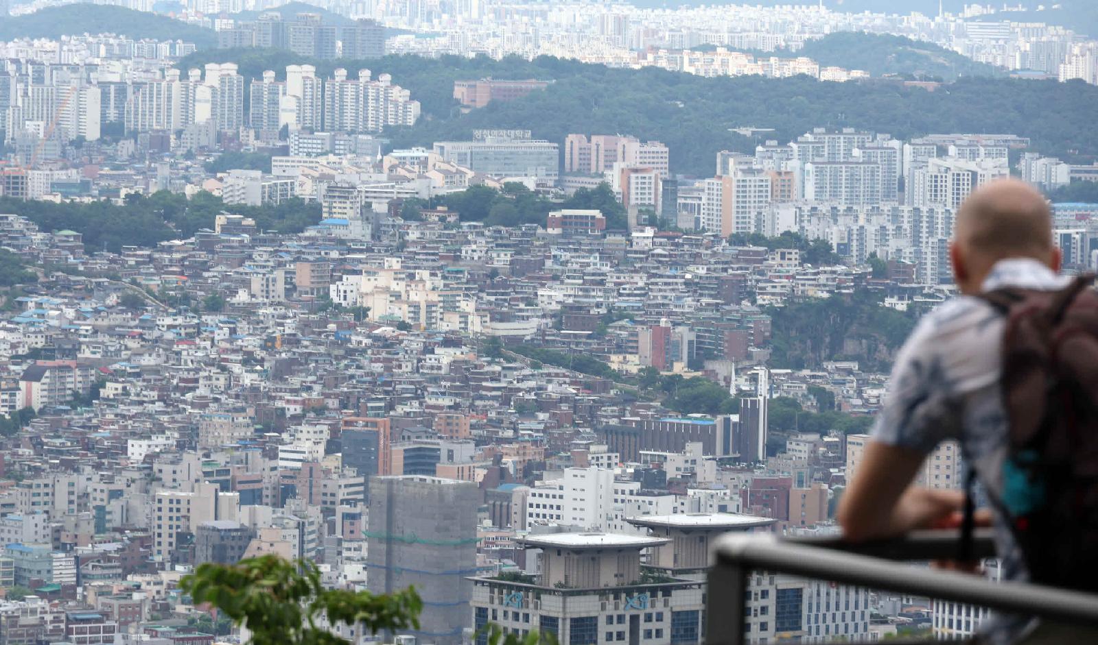 6월 은행 가계대출 7조6,000억 원 늘어, 주담대·빚투 영향