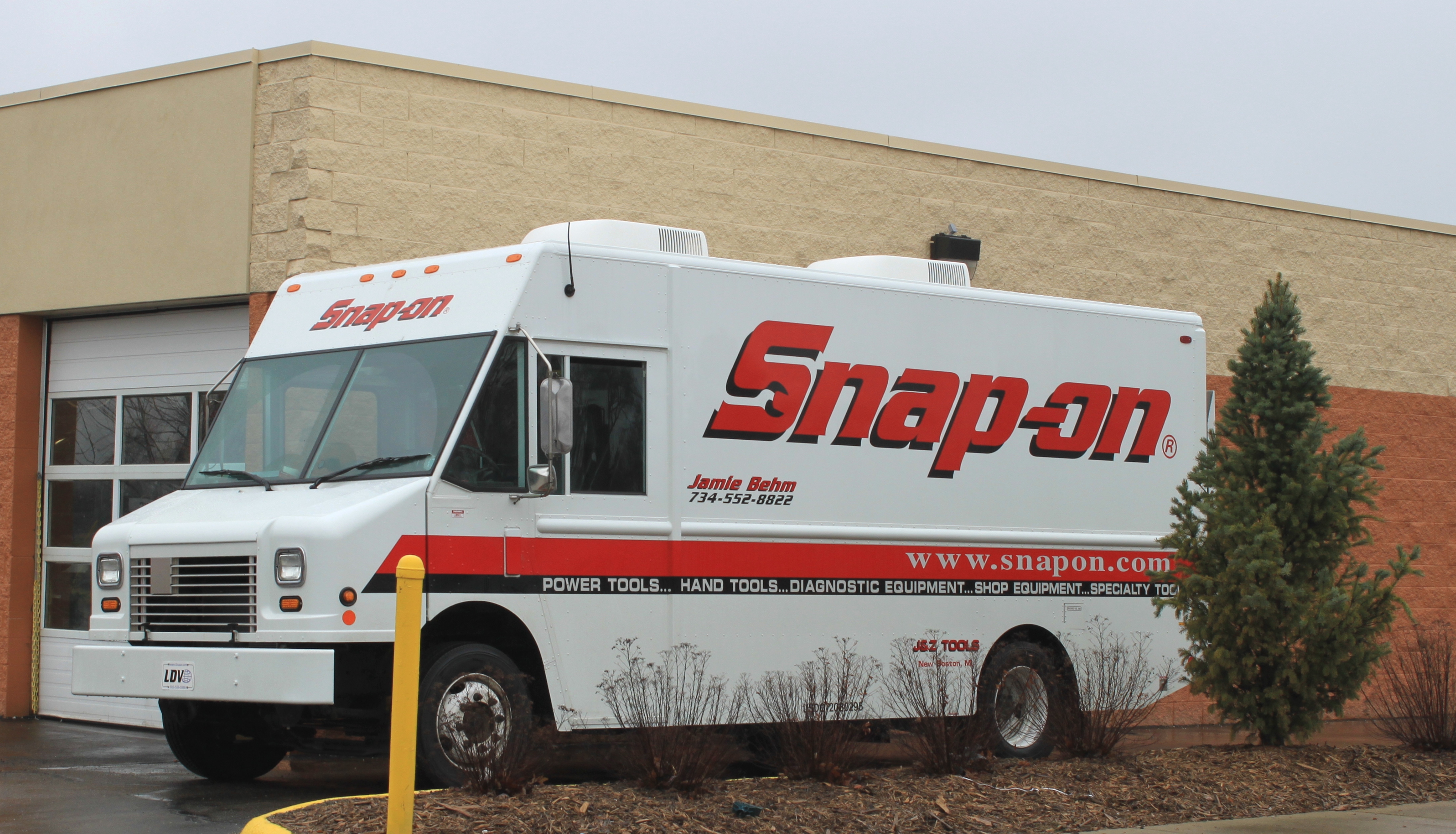 Snap-on - Wikipedia