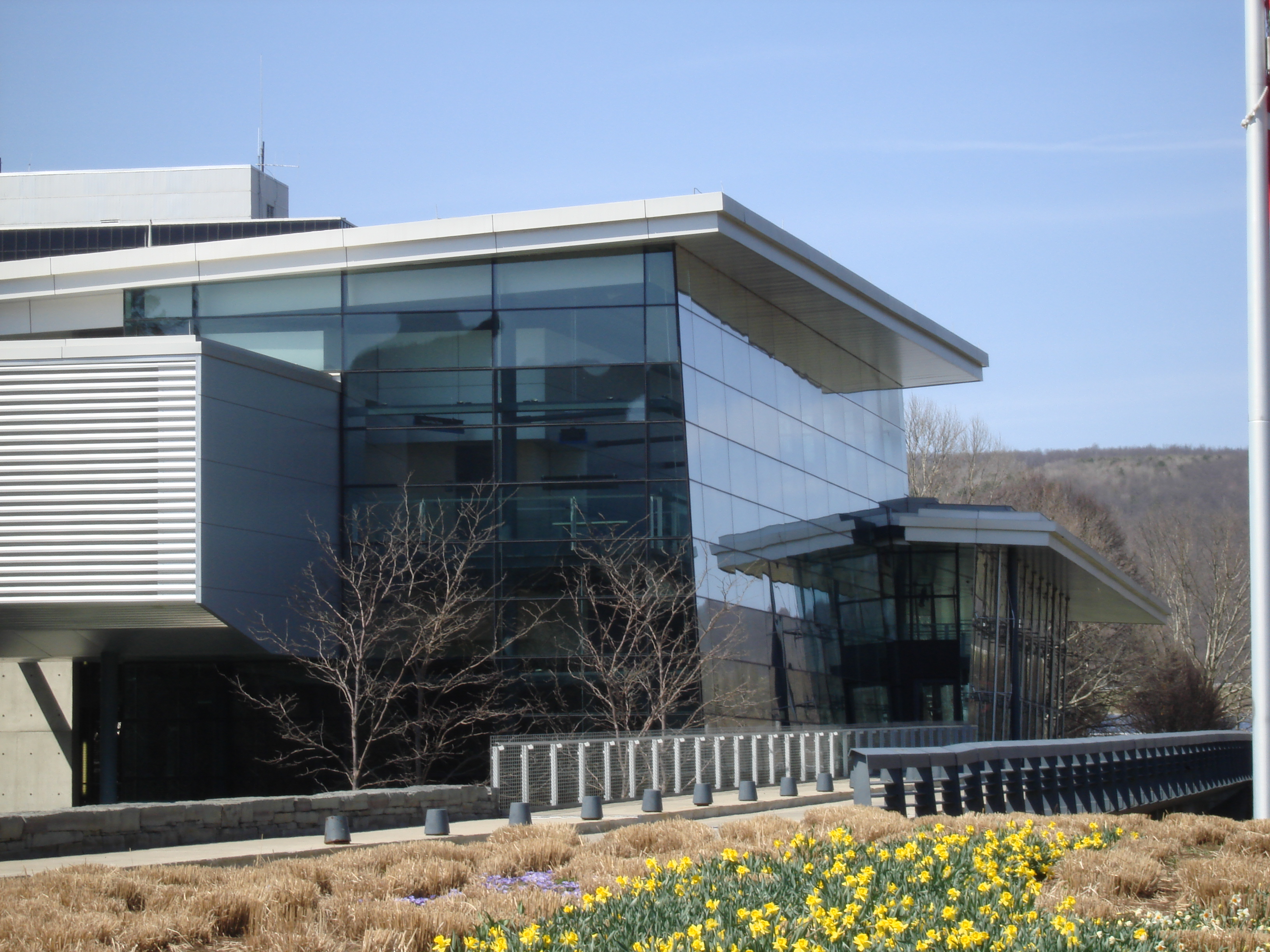 Corning Museum of Glass - Wikipedia