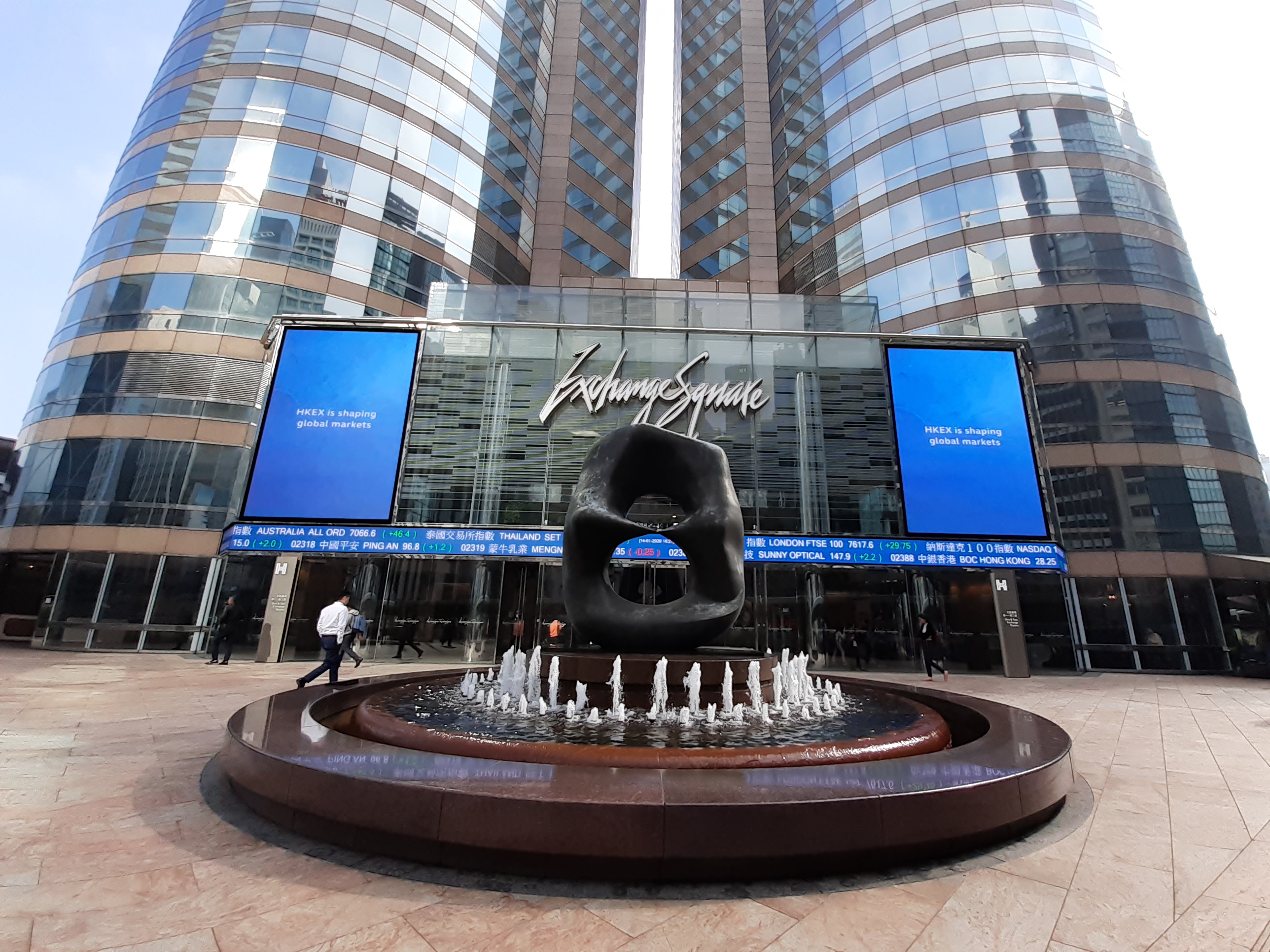 Hong Kong Exchanges and Clearing - Wikipedia