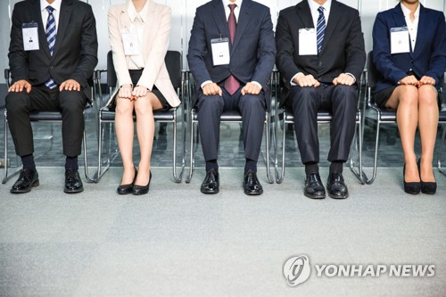 30대 고용률, 15∼29세와 역대 최대 격차