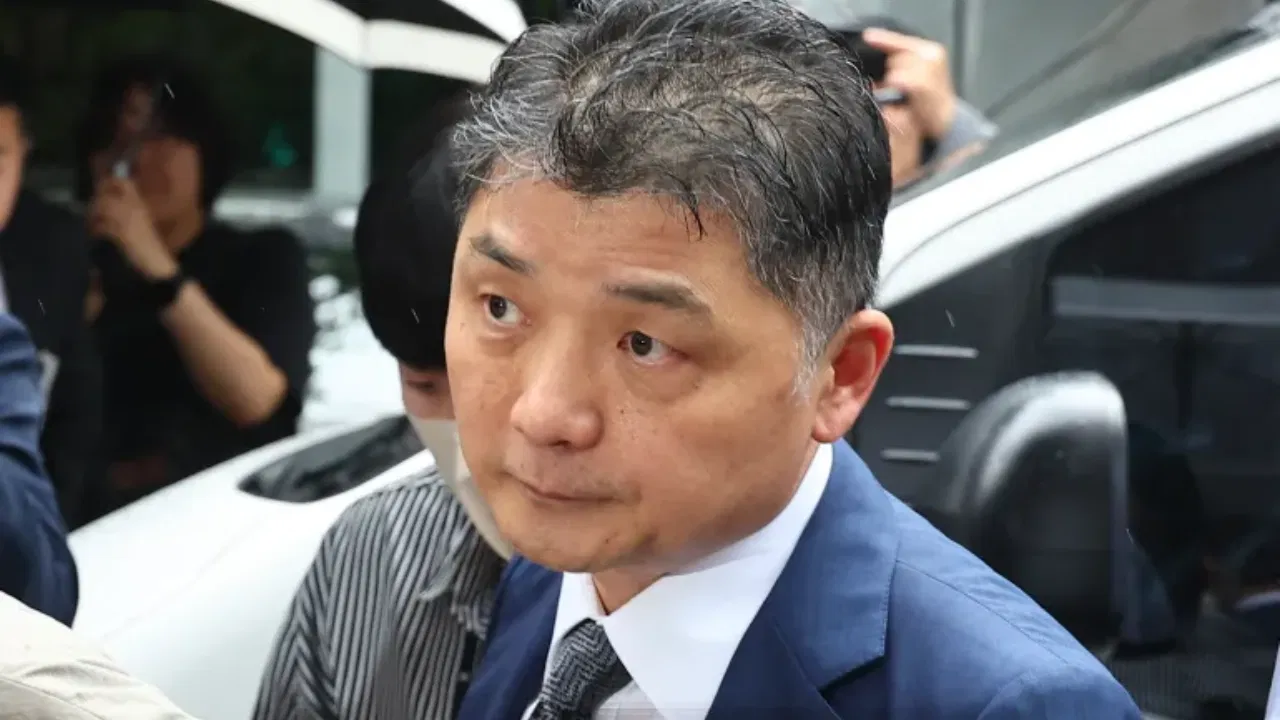 Founder of South Korea's Kakao held for alleged stock manipulating ...