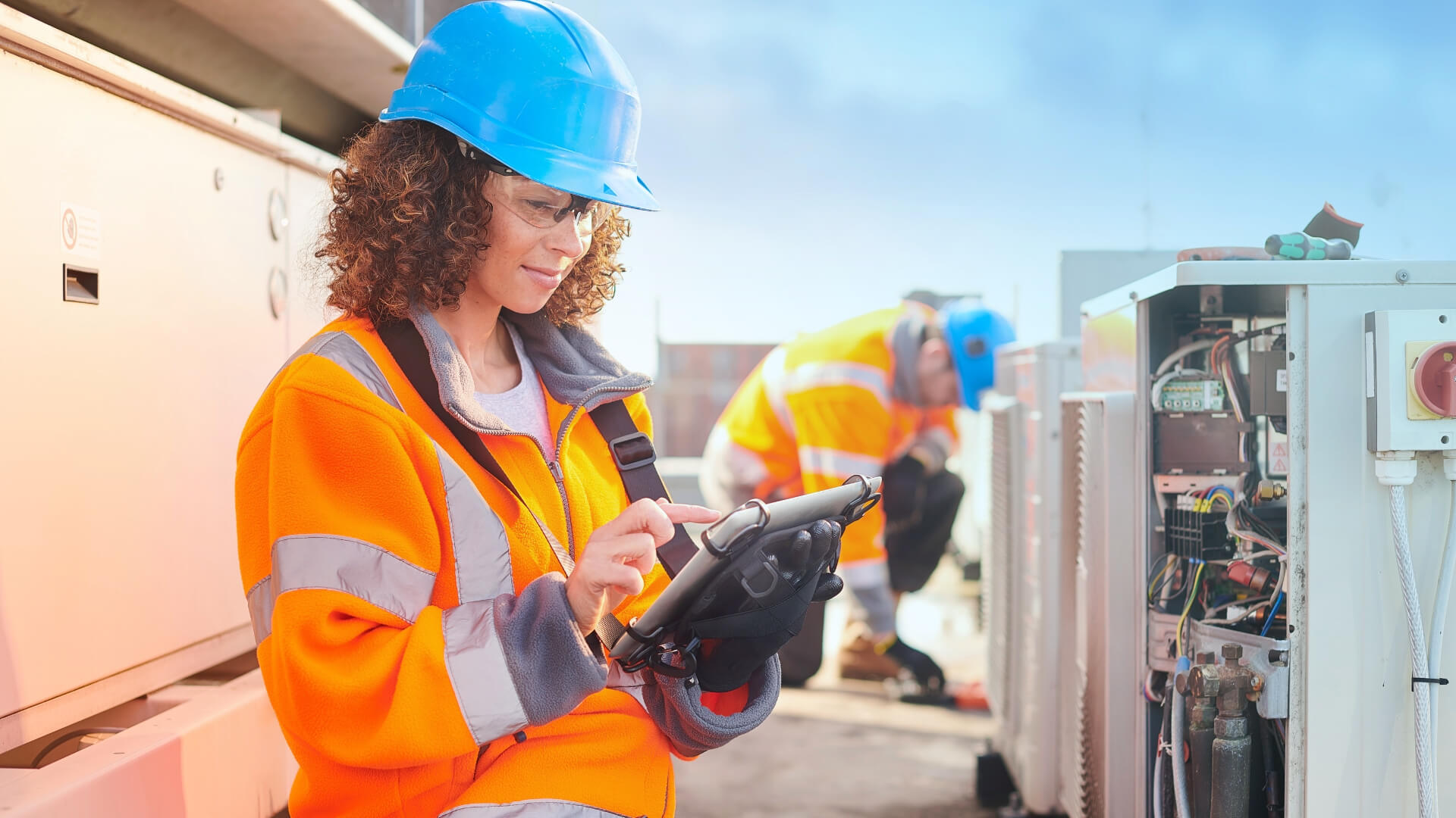 Field Service Management Software for 10-100 Techs