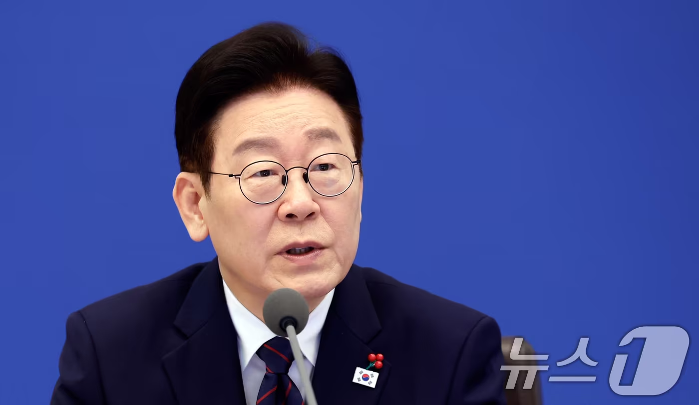 서울 평균 주택 매매가격 10억 원 돌파에 보유세 검토