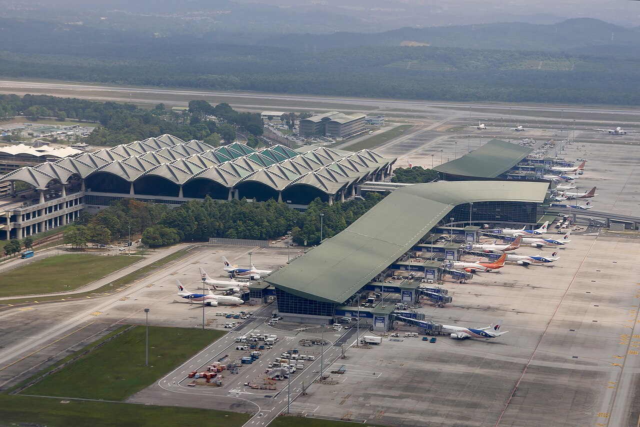 Kuala Lumpur International Airport - Wikipedia