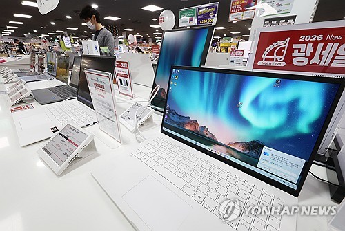 메모리 가격 2배 급등에 삼성·LG 전자제품 원가 부담 급증