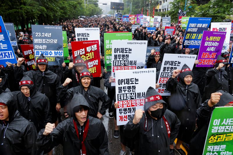 Samsung Electronics workers strike as union voice grows in South Korea