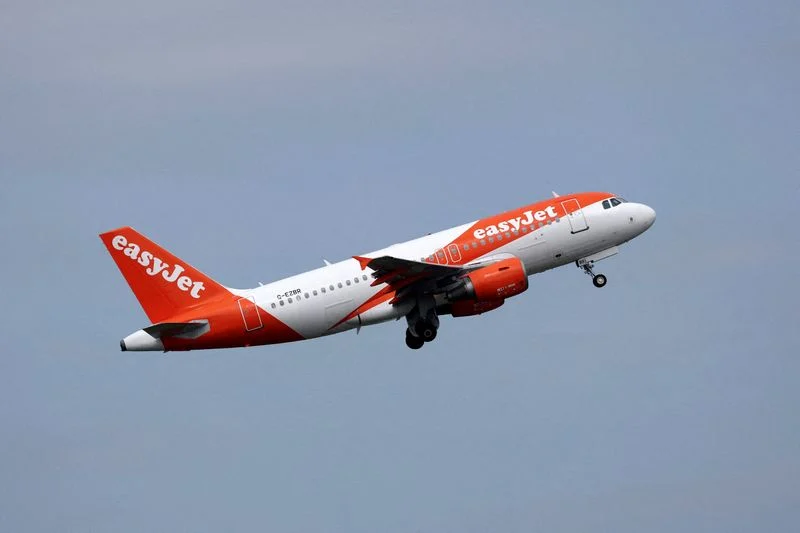 easyJet, Castlelake 인수 제안 수용 준비 — 규모 69억~73억 달러