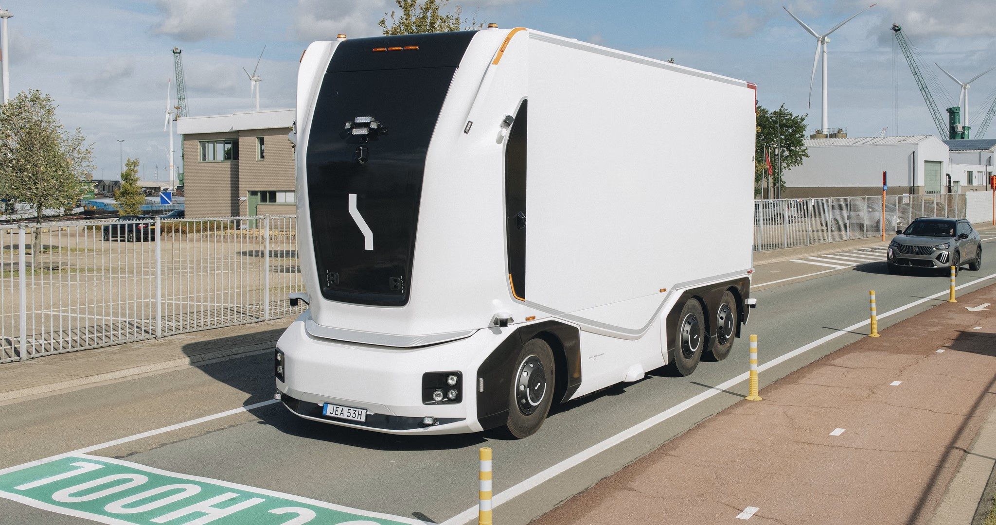 Einride launches first fully autonomous HGV in Belgium - FleetPoint