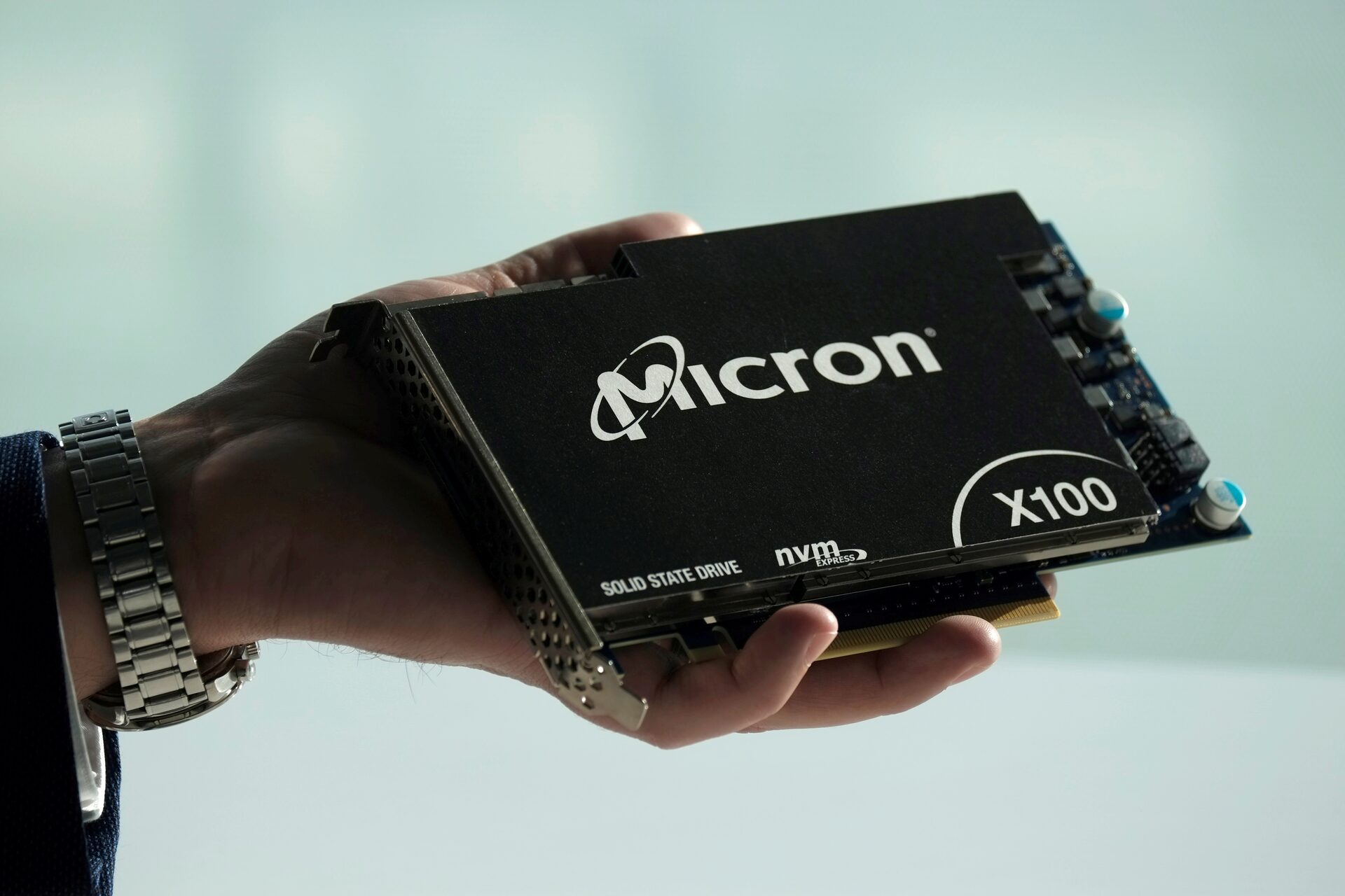 Micron sees dip in chip demand as PC makers face parts shortages