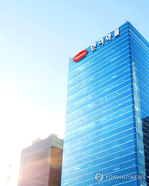 한미약품 1조 8,000억 기술수출에 목표가 상향 잇따라