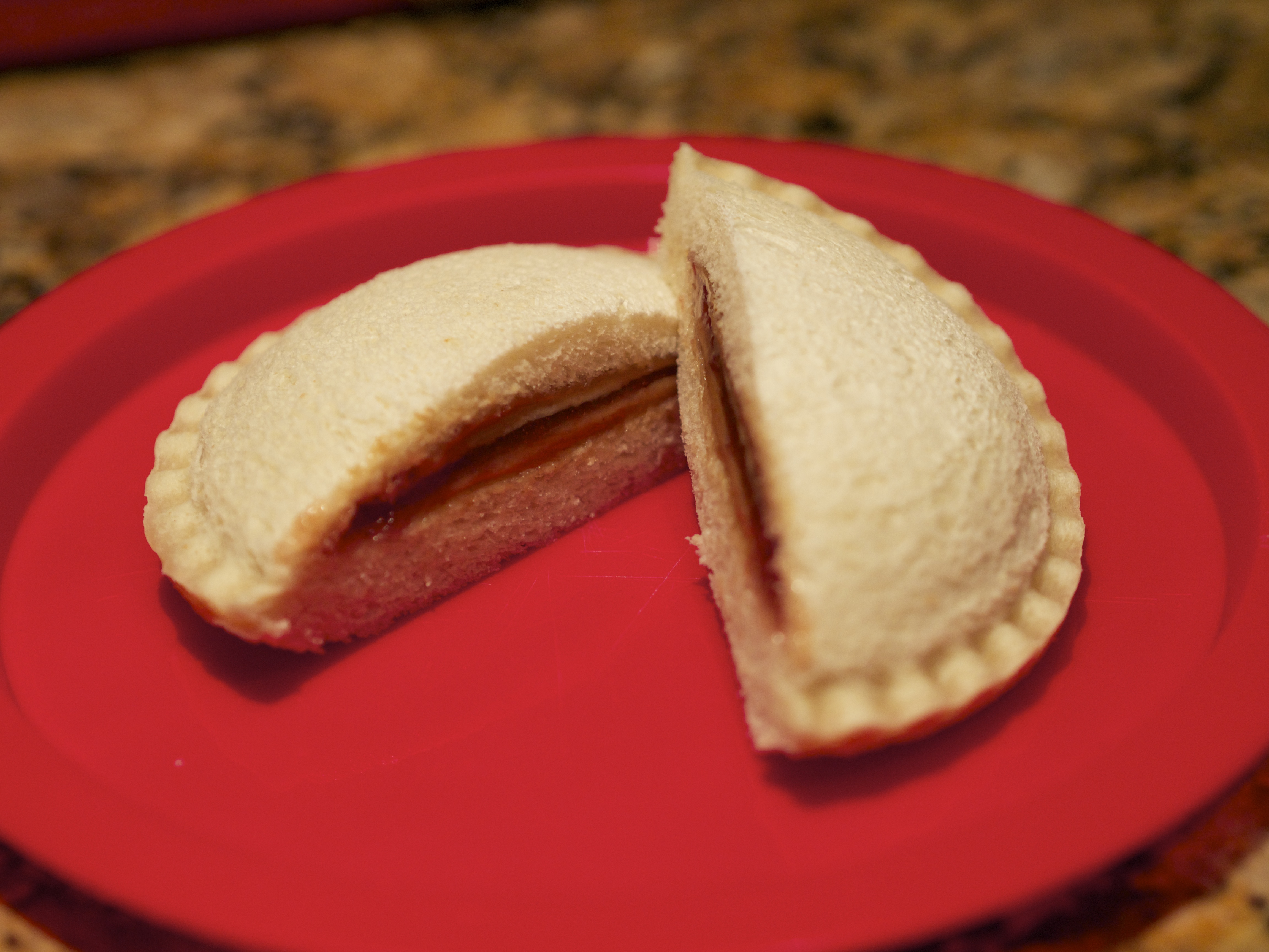Sealed crustless sandwich - Wikipedia