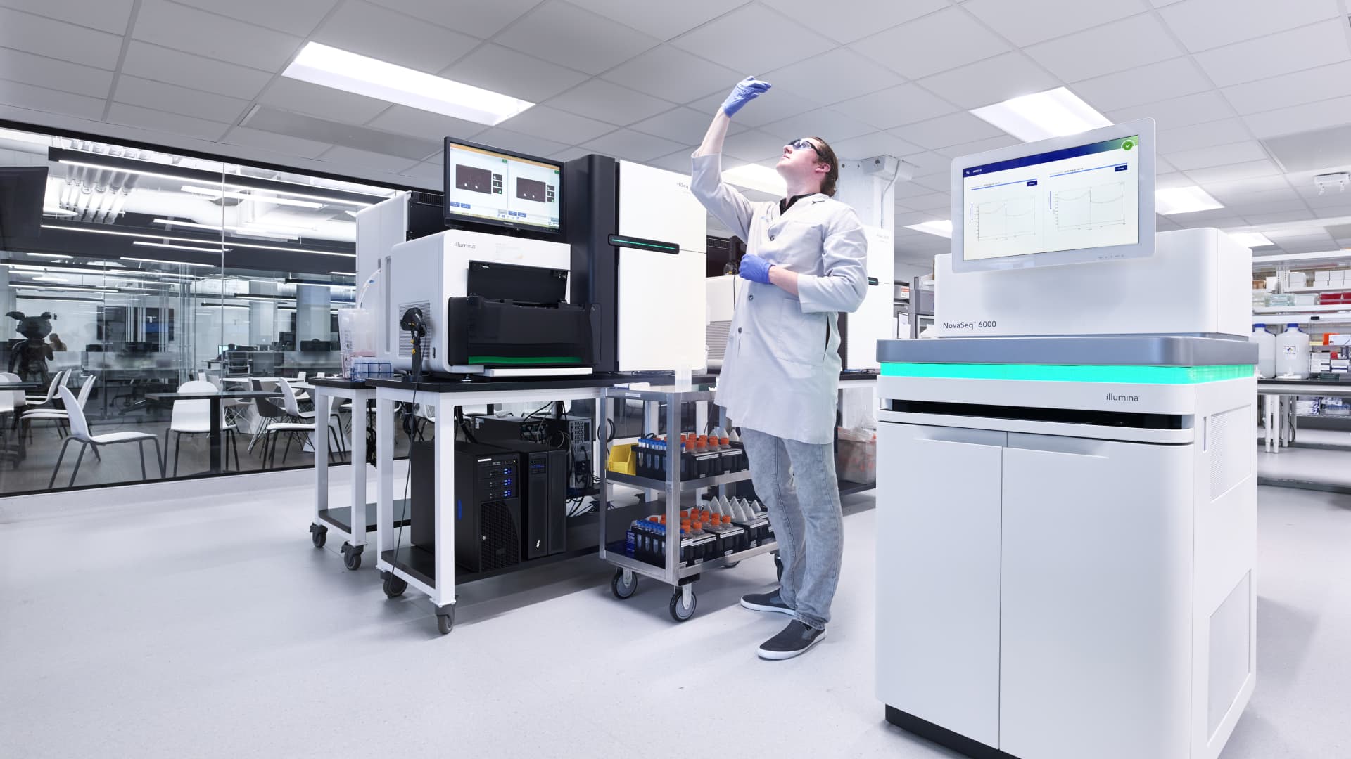Tempus: AI health firm backed by Groupon co-founder hunts coronavirus