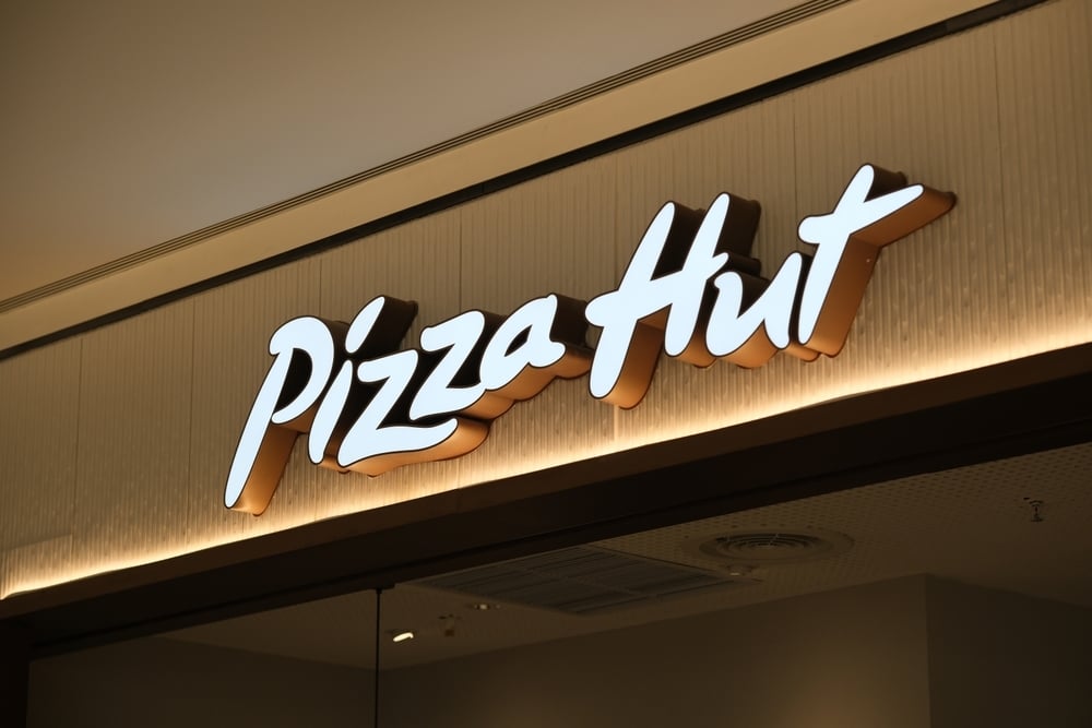 Yum! Brands, 피자헛 매각 확정—합산 23억~27억 달러