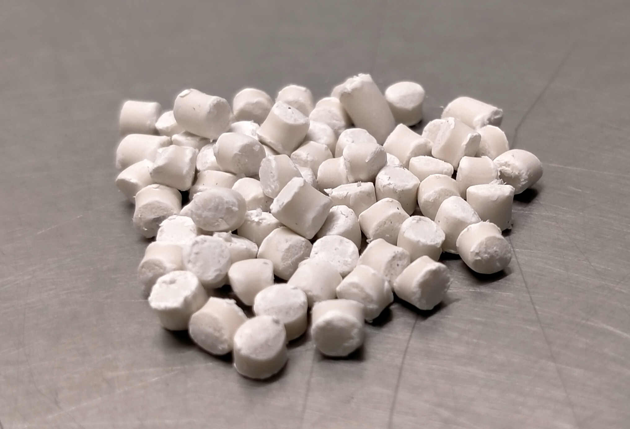 Nurdle (bead) - Wikipedia