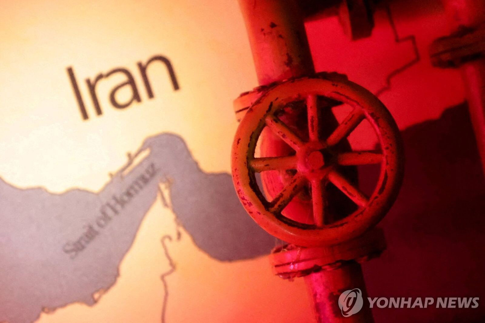 달러·원 17년 만의 최고에 코스피 서킷브레이커 발동