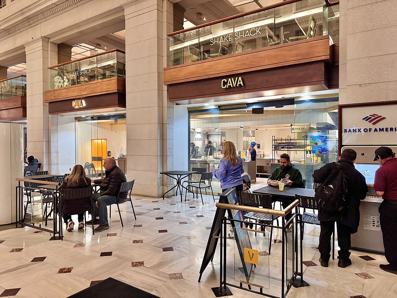 File:Cava restaurant at Union Station in Washington, D.C. 01.jpg -  Wikimedia Commons