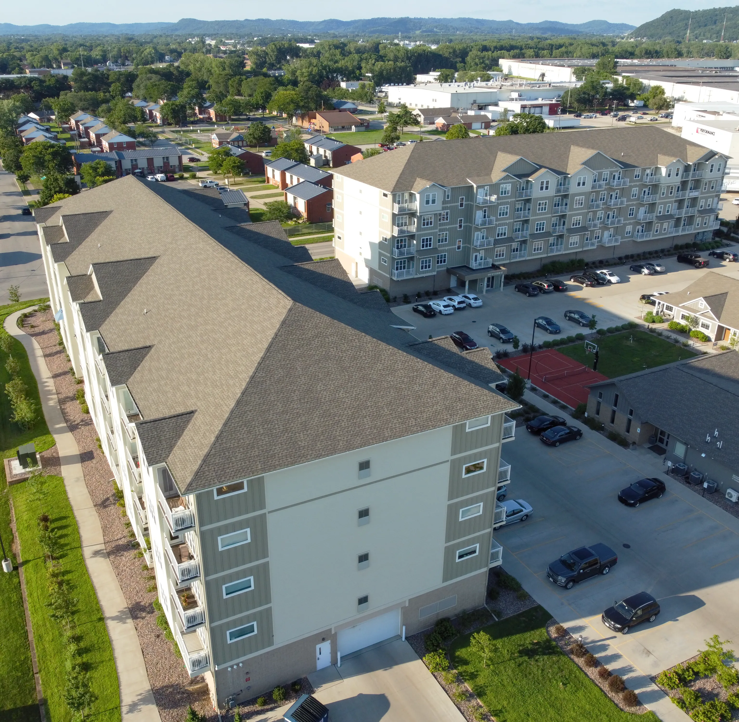 Multifamily residential - Wikipedia