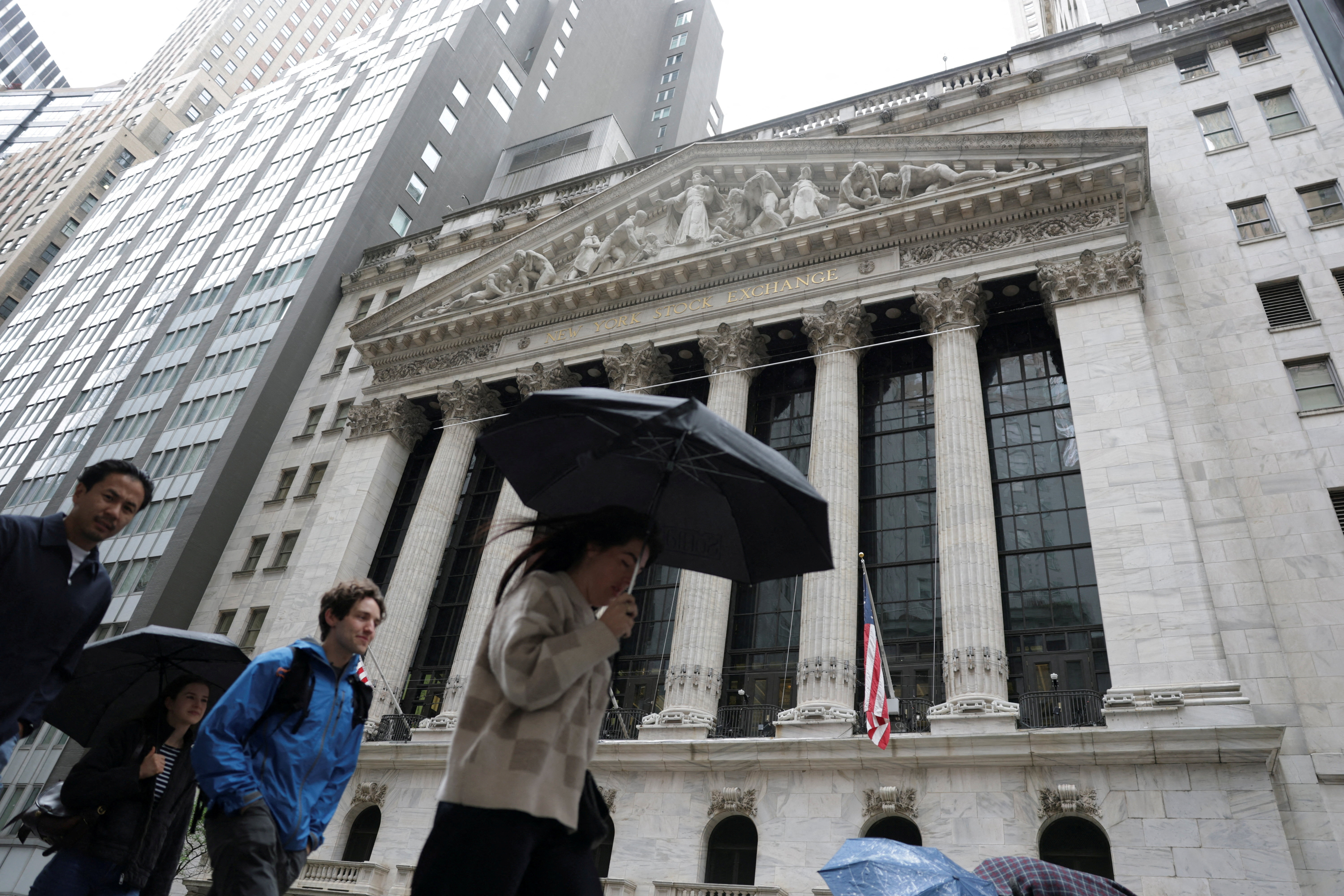 ERock valued at $5.5 billion as energy firm's shares fall in NYSE debut