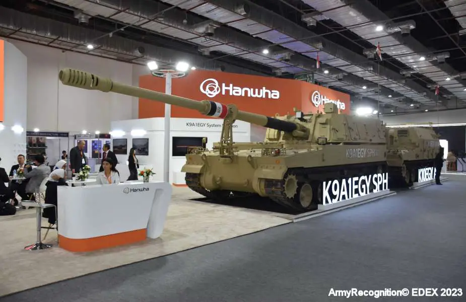 EDEX 2023: Hanwha unveils first K9 Thunder Self-Propelled Howitzer ...
