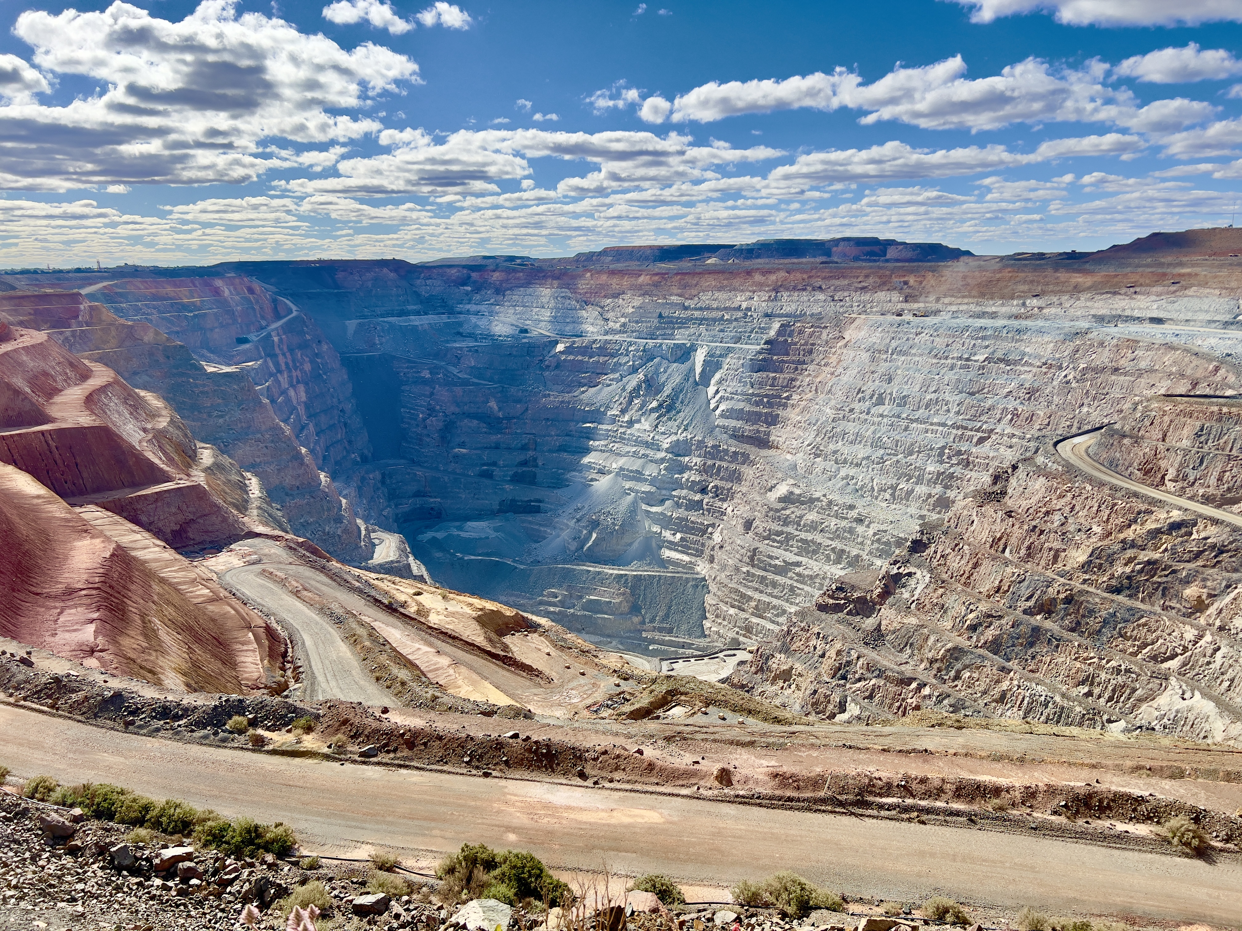Gold mining - Wikipedia