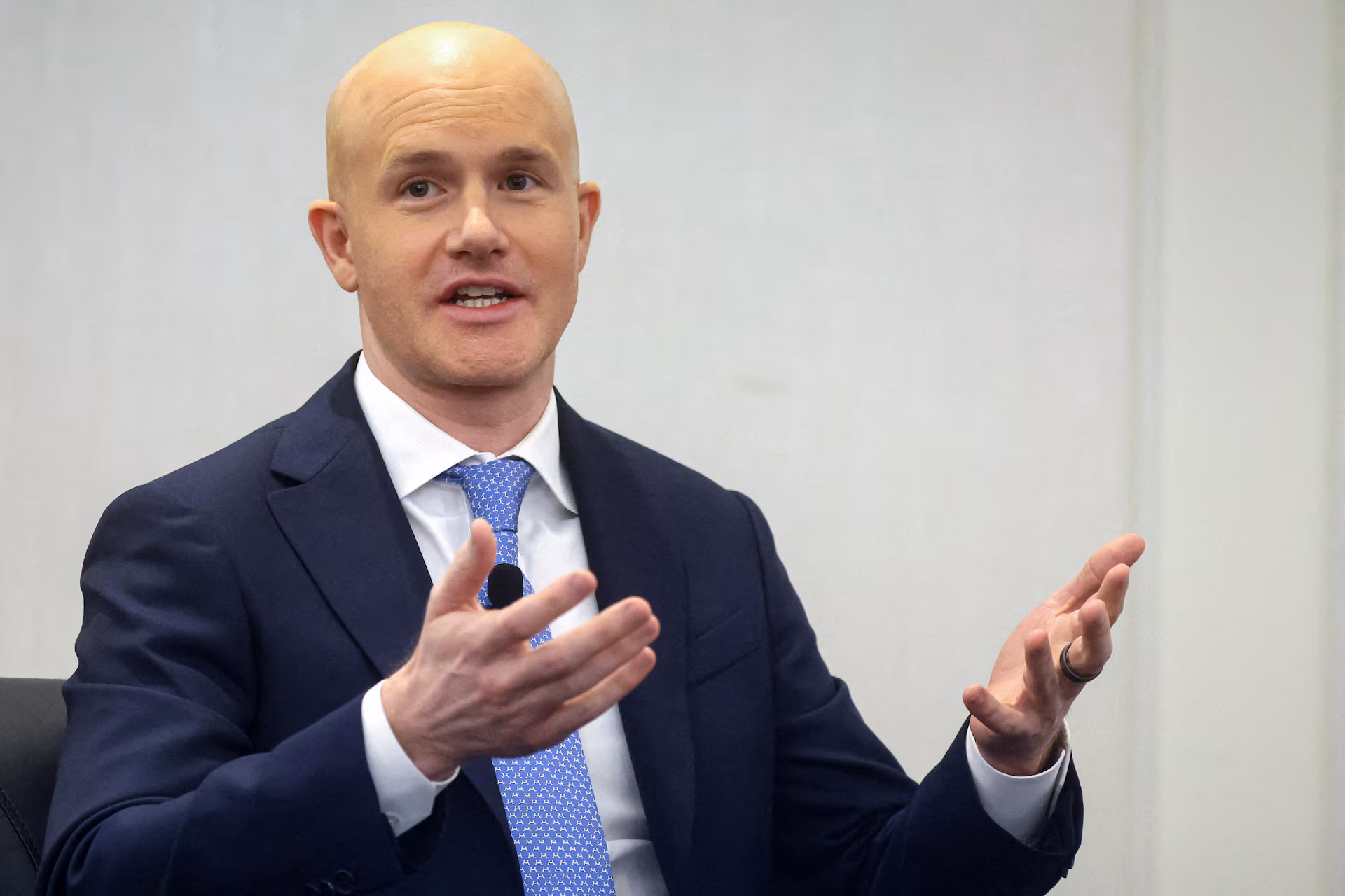 Coinbase CEO, legal chief warn law firms over SEC hires