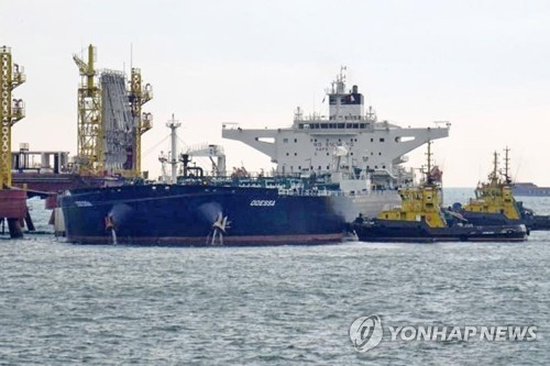 뉴욕유가 WTI 5.8% 급락, 배럴당 76.05달러 기록
