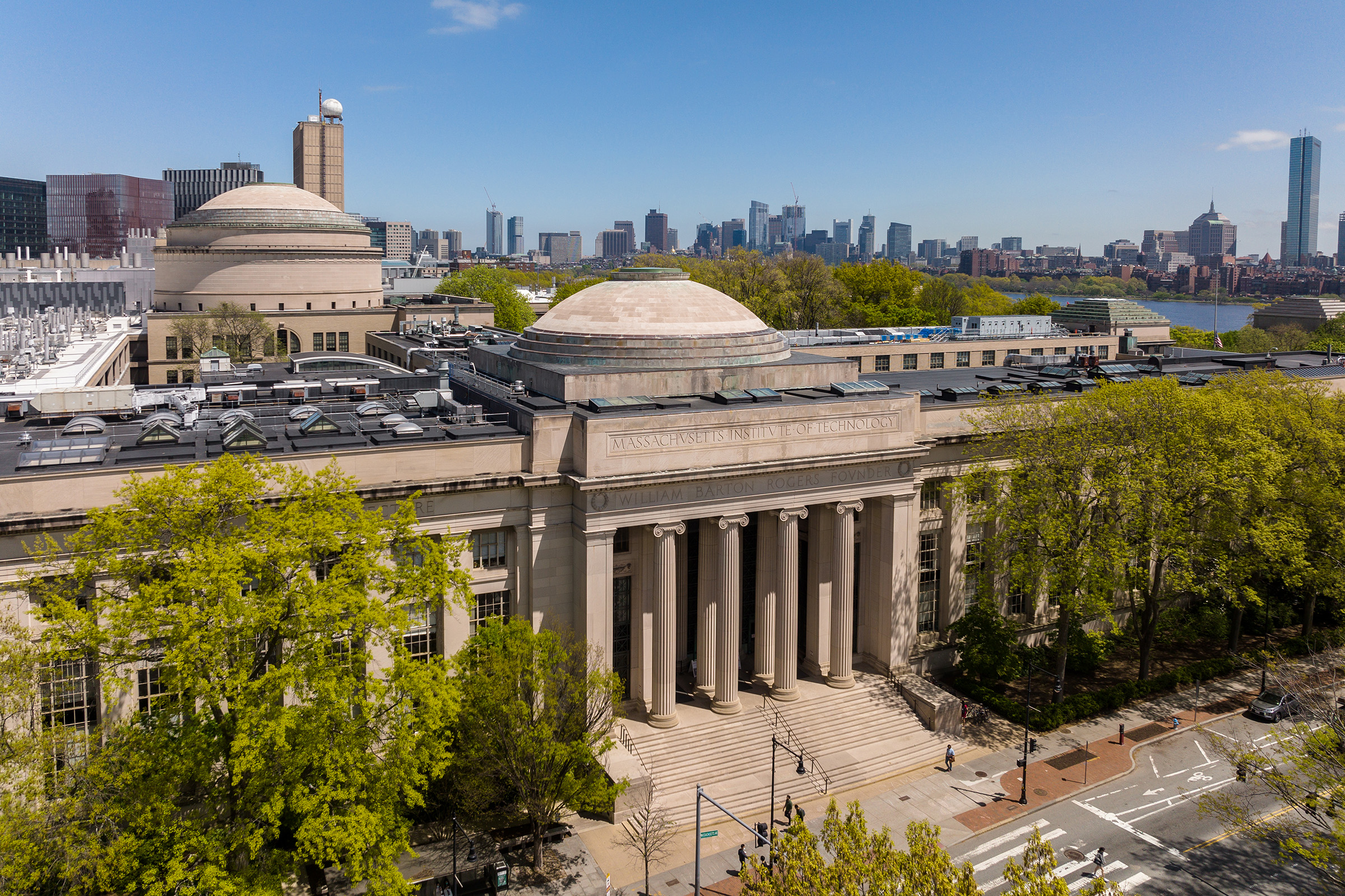 MIT researchers to lead a new center for continuous mRNA manufacturing ...