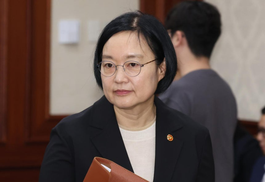 한성숙 총리 후보 지명에 중소기업계·경제단체 환영, AI 전환 강조